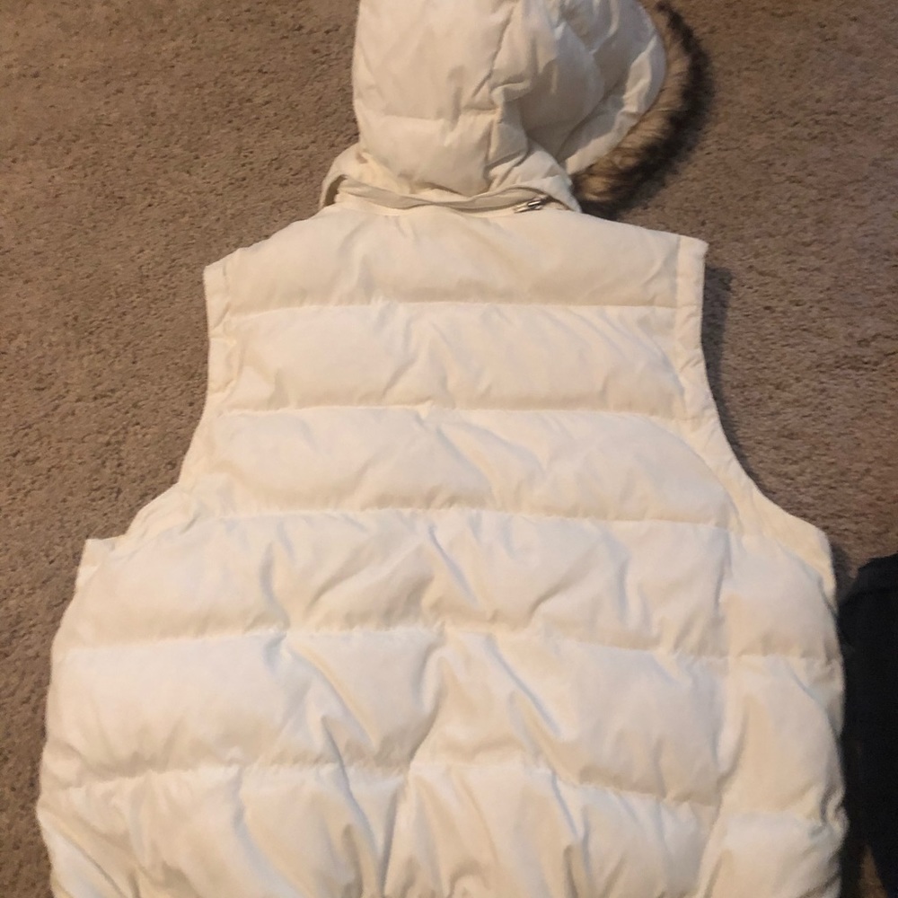 American Eagle vest